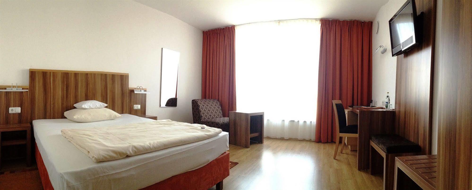 Hotel Meridian ***Superior 埃戈尔丁 外观 照片
